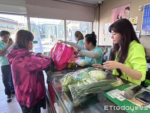 ▲▼ 「嘉義小農、優鮮農產、實在安全」嘉義縣農會「農民直銷站」於今日（12/6）開幕囉！   。（圖／記者翁伊森翻攝）