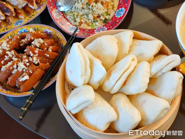 ▲▼金門3商圈和永康商圈、淡水商圈舉辦「締結友好商圈」簽約儀式。（圖／記者林名揚翻攝）