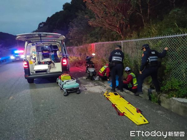 ▲▼苗栗通霄機車騎士自摔跌落排水溝，頭部重創身亡。（圖／記者楊永盛翻攝）