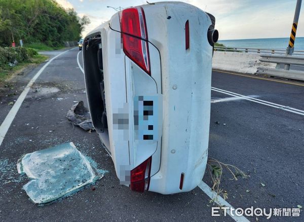 ▲台1線車禍，現場不見駕駛、乘客。（圖／記者陳崑福翻攝）
