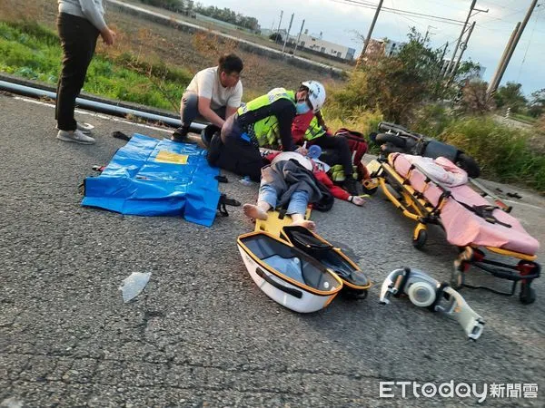 ▲苗栗縣苑裡鎮一處國道涵洞口發生碰撞事故，1名機車女騎士頭部重創，血流如注、送醫不治。（圖／記者楊永盛翻攝）