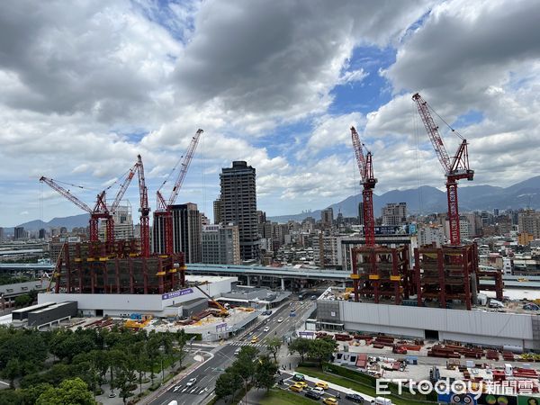 ▲▼     台北雙星        。（圖／記者項瀚攝）