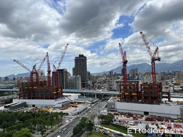 ▲▼     台北雙星        。（圖／記者項瀚攝）