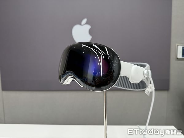 ▲▼    appleVisionPro,apple,Apple Vision Pro         。（圖／記者蘇晟彥攝）
