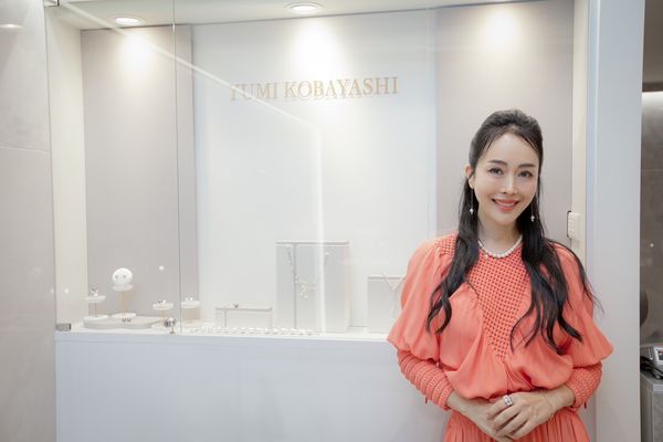 ▲▼日籍女星小林優美自營珠寶設計名店「YUMI KOBAYASHI」。（圖／經紀人提供）