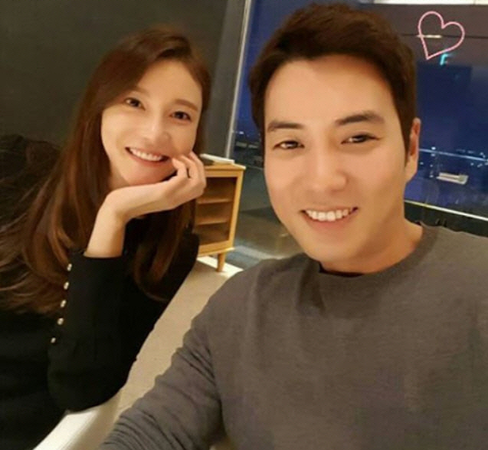 ▲▼朱相昱❤車藝蓮。（圖／翻攝自韓網）