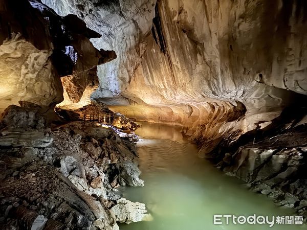 ▲姆魯國家公園清水洞（Clearwater Cave）。（圖／記者彭懷玉攝）