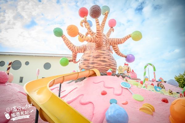 ▲▼芭達雅冰淇淋甜點樂園最新門票資訊，必拍冰淇淋樹、薑餅小火車和蛋糕溜滑梯。（圖／滿分提供）
