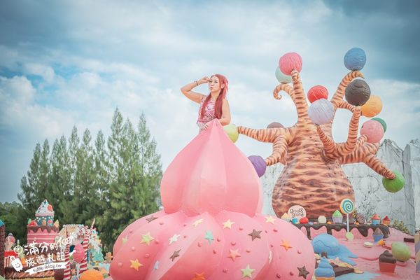 ▲▼芭達雅冰淇淋甜點樂園最新門票資訊，必拍冰淇淋樹、薑餅小火車和蛋糕溜滑梯。（圖／滿分提供）