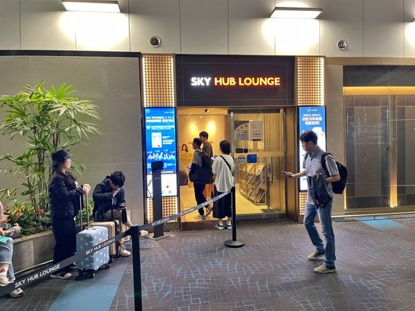 ▲▼韓國仁川機場轉機過夜，淋浴間、Sky Hub Lounge 休息室，24小時免稅店，第一航廈轉機過夜分享。（圖／水晶提供）