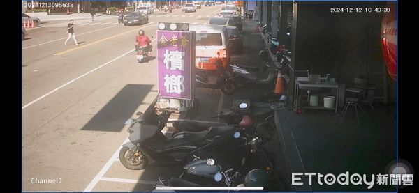 ▲▼台中醉男酒駕撞死人的前6分鐘才走出KTV，而且還撞上2輛汽車1輛機車。（圖／民眾提供，下同）