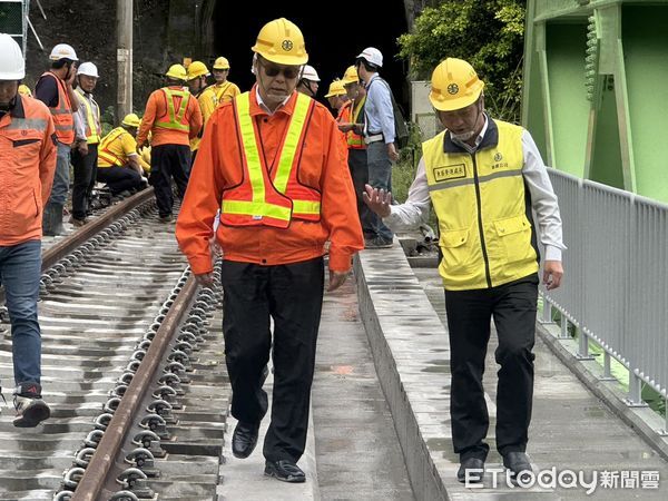 ▲▼台鐵北迴線西小清水溪橋將提前通車。（圖／台鐵公司提供）