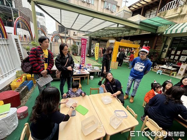 ▲愛幼文教集團所屬的「台南市私立愛幼幼兒園」，14日舉行創校43週年慶曁聖誕童趣園遊會活動。（圖／記者林東良翻攝，下同）