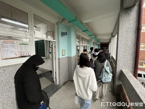 ▲▼高中英聽測驗，英聽測驗，英聽二試。（圖／記者許敏溶攝）