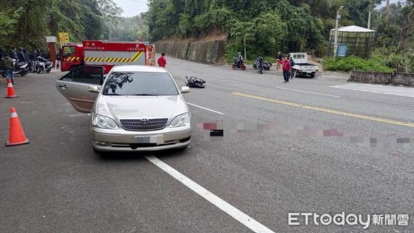 ▲▼   台三線普重機車與自小客事故 騎士經急救後傷重不治          。（圖／記者楊永盛翻攝）