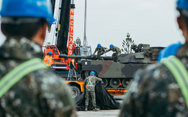 ▲▼台灣對美採購的首批38輛M1A2T戰車，運抵台灣。（圖／軍聞社提供）