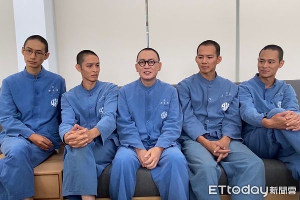 ▲黃河、曹佑寧、王識賢、吳念軒、夏騰宏《星空下的黑潮島嶼》台南岸內影視基地拍攝。（圖／記者林奕如攝）