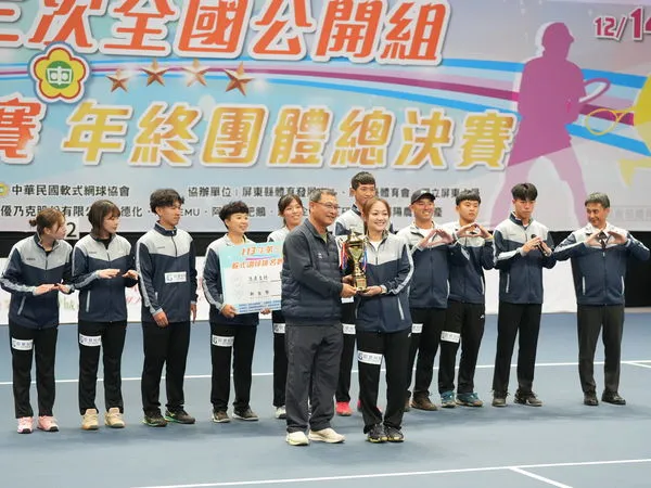 ▲軟網球年終團體總決賽巨研科技奪冠，杭州亞運銀牌得主黃詩媛、徐巧楹領軍出擊。（圖／軟網協會提供）