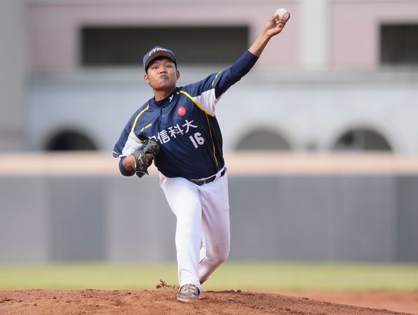 ▲▼中信科大王喬恩先發6局無失分，文化大學江沁恩完封勝幫助球隊鎖定8強席次。（圖／大專體總提供）