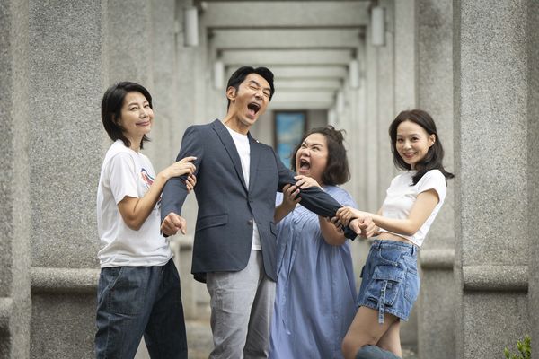 ▲《拜六禮拜》主演鍾欣凌、丁寧、孫淑媚、李李仁。（圖／華視、公視台語台提供）