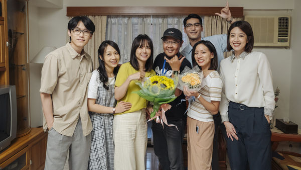 ▲《我們六個》由邱宇辰、安乙蕎、方語昕、涂善存、陳妤、黃薇渟主演。（圖／大愛電視提供）