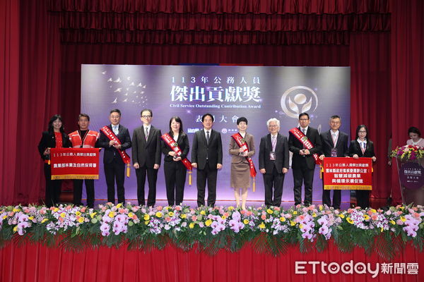 ▲▼   嘉義縣衛生局醫政科長林淑華榮獲113年公務人員傑出貢獻獎最高殊榮  。（圖／嘉義縣政府提供）