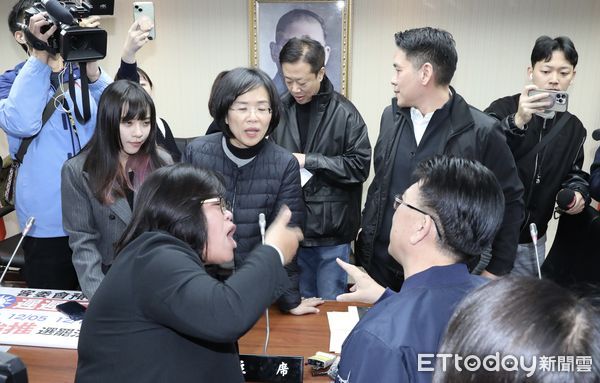 ▲▼內政委員會 國民黨回到會場 朝野再度互嗆。（圖／記者屠惠剛攝）