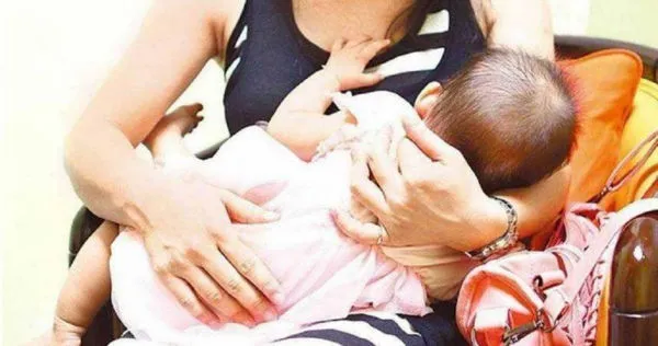 有網友分享，1打4讓她分神乏術。（示意圖／報系資料照）