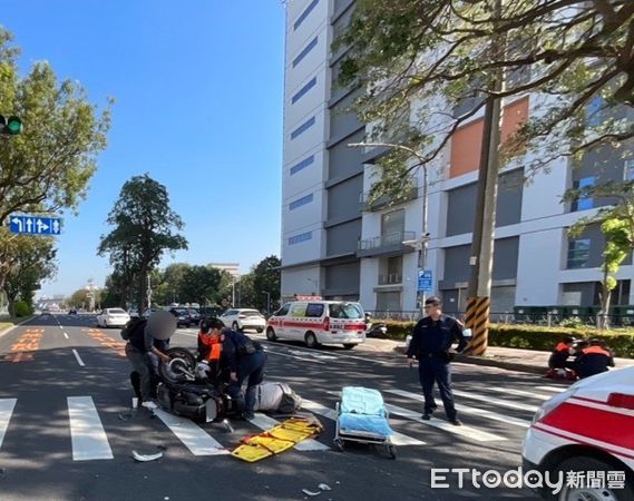 ▲▼楠梓車禍。（圖／記者吳世龍翻攝）