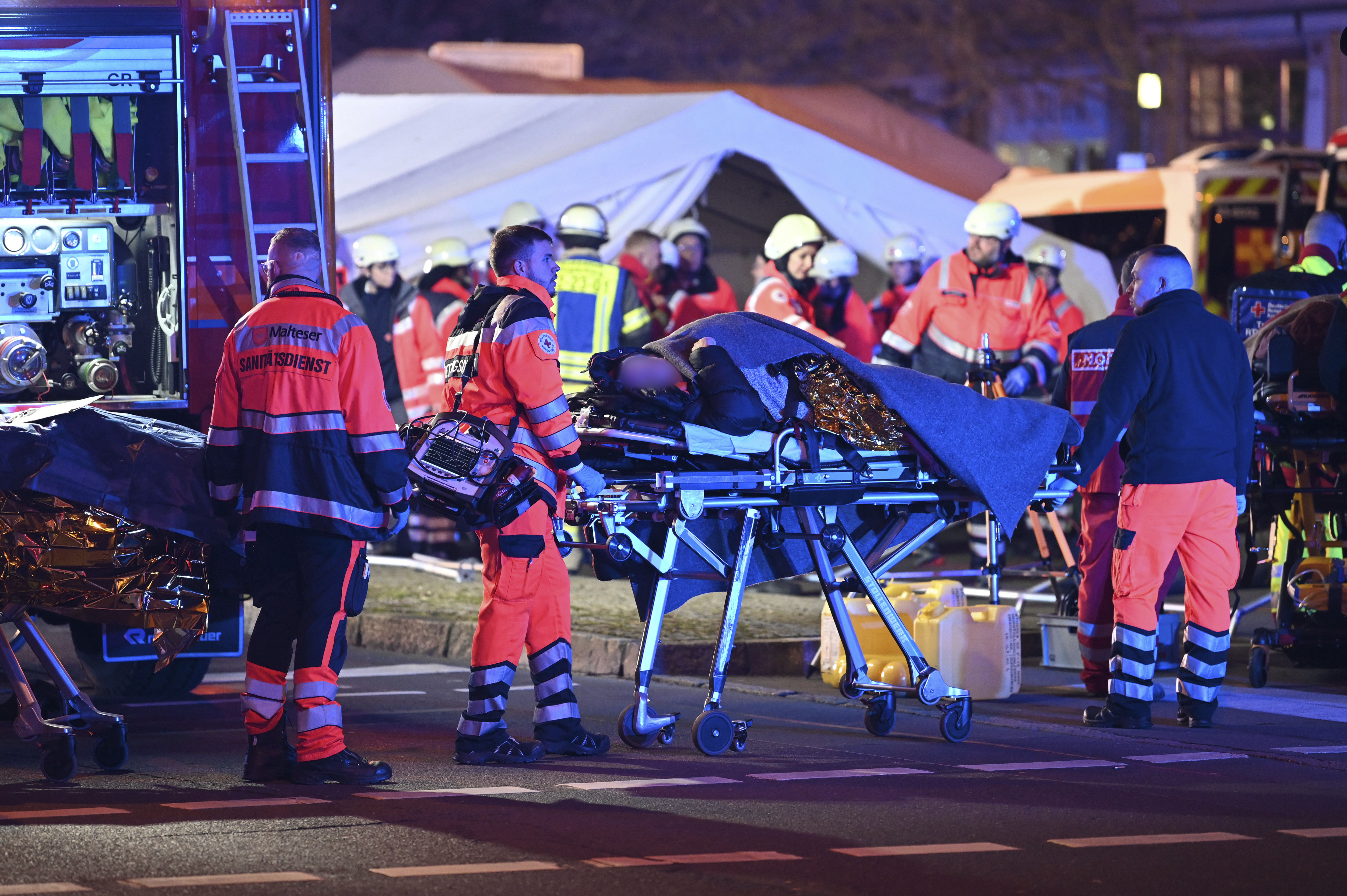 ▲▼德國馬德堡20日晚間發生發生嚴重的衝撞車禍，造成70人死傷。（圖／達志影像／美聯社）