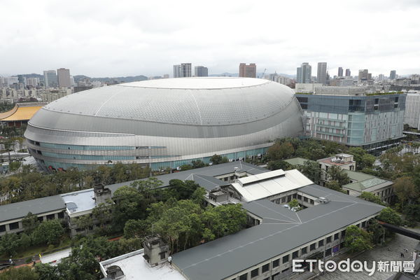 ▲▼大巨蛋高空鳥瞰圖。（圖／記者湯興漢攝）