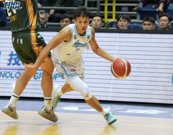 ▲海神艾德、陳懷安、蘇文儒，雲豹高錦瑋。（圖／TPBL提供）