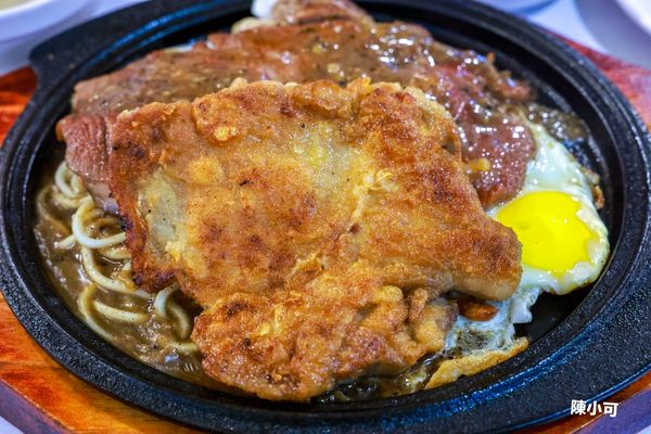 ▲▼三重心康佳牛排小火鍋，自助吧小菜飲料無限吃到飽。（圖／陳小可提供）