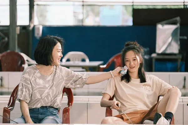 ▲《樹冠羞避》韓寧、黃可欣。（圖／公視提供）