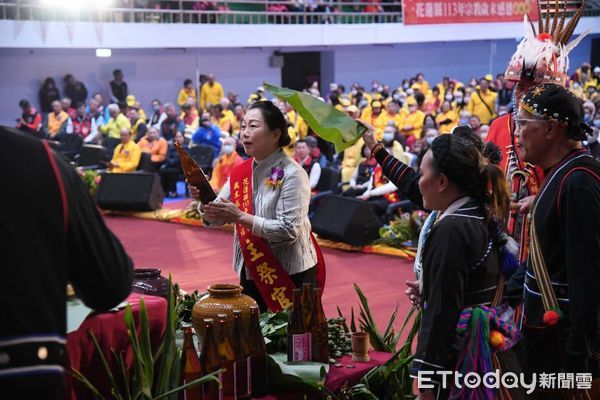 ▲▼花蓮縣「宗教歲末感恩祈福會」在花崗山中正體育館隆重舉行。（圖／花蓮縣政府提供，下同）