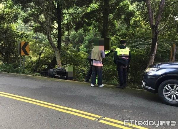 ▲但楊父已遭兒子強押其頭部至水內溺斃，救起送醫仍宣告不治（圖／桃園市政府消防局提供）