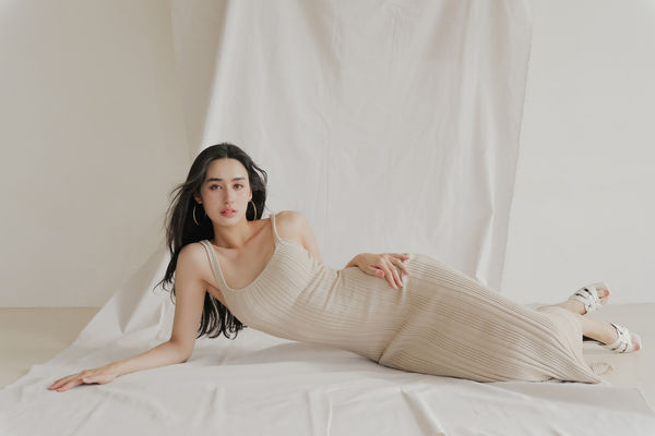 ▲沈悅悅拍廣告造型多變。（圖／經紀人提供）