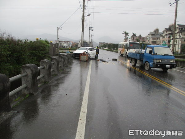 ▲▼宜蘭三星鄉大隱六路與農義路一段的路口兩車相撞，釀1傷。（圖／記者游芳男翻攝，下同）