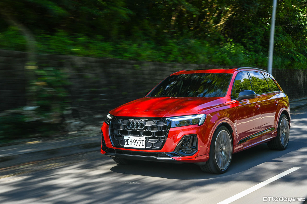 ▲與保時捷凱燕共享不少技術！Audi SQ7用配備、價格突顯獨特的高CP值。（圖／記者徐煜展攝）
