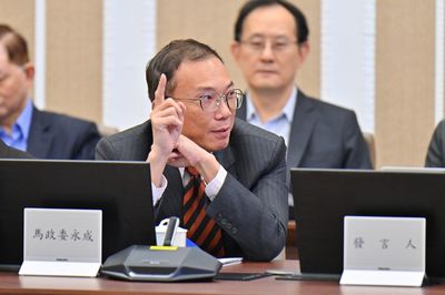 覆議表決前夕!卓榮泰派誰約私下見面? 黃國昌點名:就是馬永成