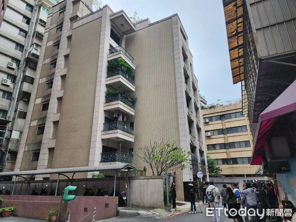 ▲▼柯文哲住家現場狀況。（圖／記者陳家祥攝）