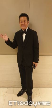 ▲徐乃麟今天現身當愛雅婚宴證婚人。（圖／讀者提供）