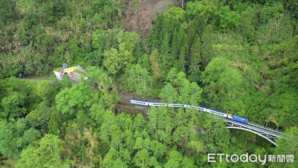 ▲▼   阿里山鐵路42號隧道 榮獲公共工程金質獎優等  。（圖／林鐵及文資處提供）