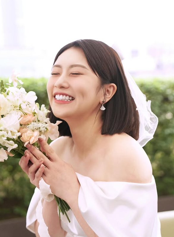 ▲婁峻碩結婚。（圖／翻攝自Instagram／fan0914fan）