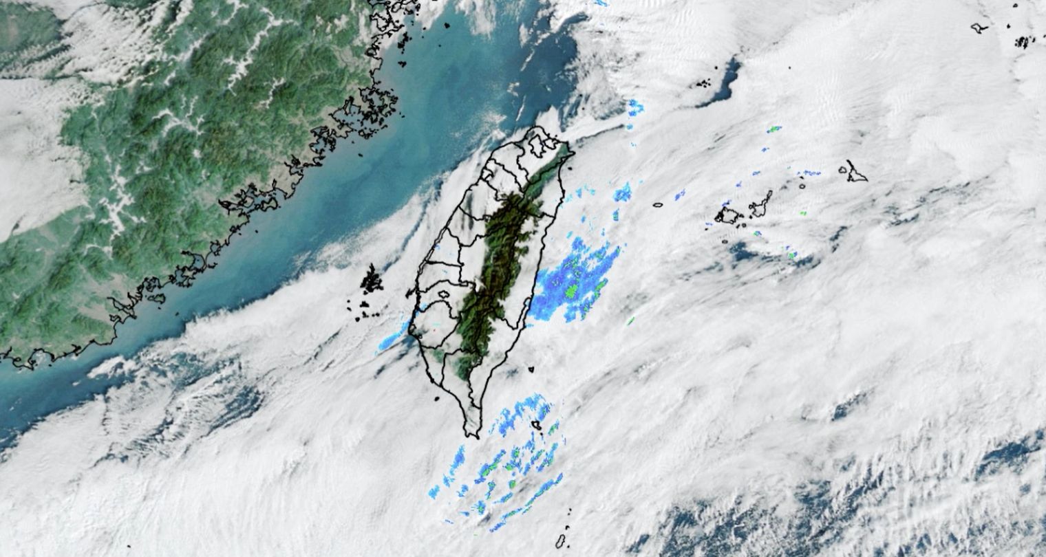 ▲▼明天新一波東北季風南下，基隆北海岸、大台北山區、東半部有零星短暫雨機會。（圖／翻攝天氣風險 WeatherRisk臉書）