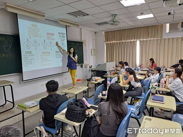 ▲嘉南藥理大學保健營養系蕭慧美老師執行的「結合心智圖與敘事能力融入營養學課程之創新教學方式以提升學習成效」計畫，榮獲績優計畫殊榮。（圖／記者林東良翻攝，下同）