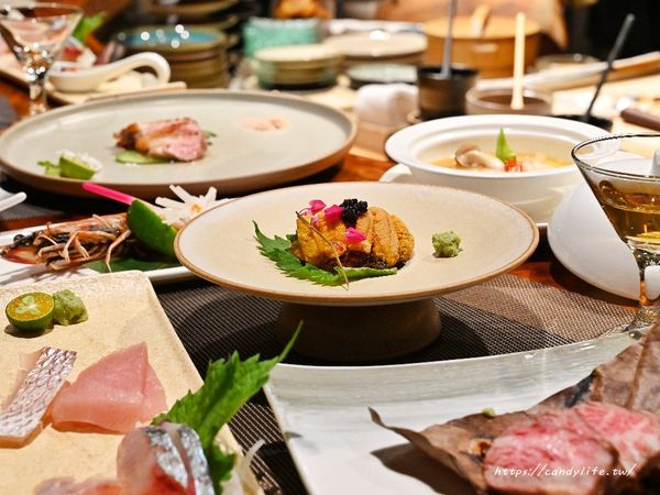 ▲▼隱身在台中巷弄中的神秘無菜單料理。（圖／部落客糖糖`s 享食生活提供）