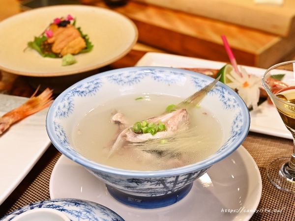 ▲▼隱身在台中巷弄中的神秘無菜單料理。（圖／部落客糖糖`s 享食生活提供）