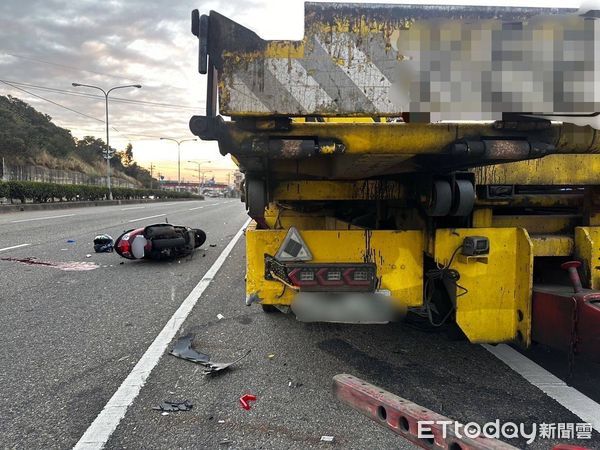 ▲新竹男大生想要夜衝武嶺，不幸在苗栗台1線撞上違停車喪命。（圖／記者楊永盛翻攝）