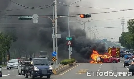 ▲▼台南火燒車             。（圖／記者林東良翻攝）